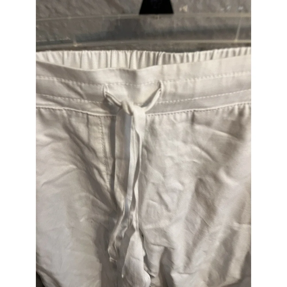 Talbots  Capri‎ Pants  Size 4 Womens White